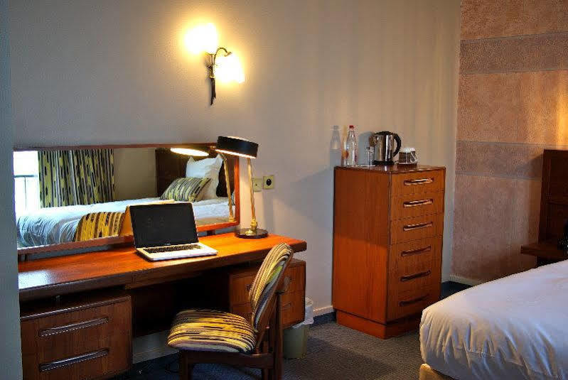 Hotel Le Marly Хавър Екстериор снимка